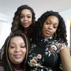 Meet your Posher, Cassandra